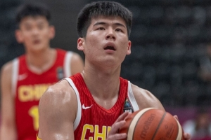 星空体育官网-发挥稳定！陈家政U19男篮世界杯场均得到15.4分3板2.1助1.1断