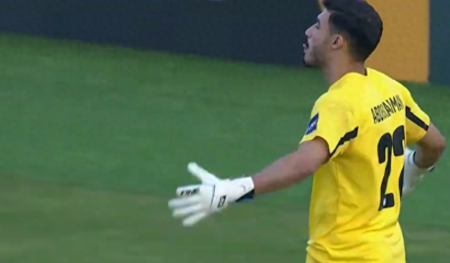 U23亚洲杯离谱一幕！约旦门将扑点后疯狂庆祝，目送皮球入网|点球|点球决战|日本|塔拉尔加|道协丰_新浪体育_新浪新闻