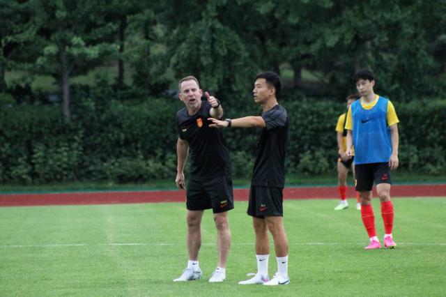 STAR SPORTS下载-拒绝再让韩国速度撒野！亚运队统一思想：防守第1位